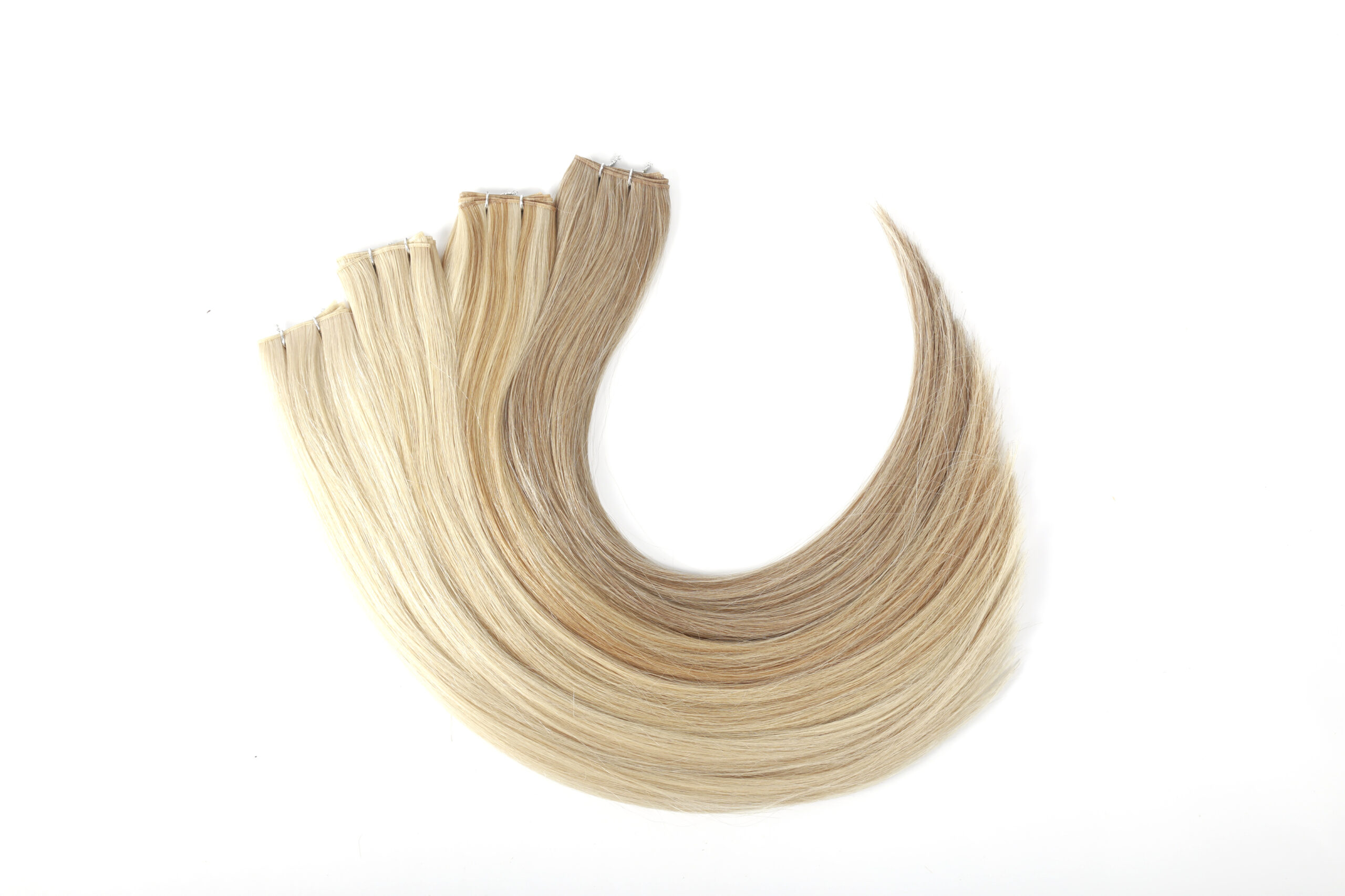 99A4320-600x400 HairContrast Nano Weft Tressen