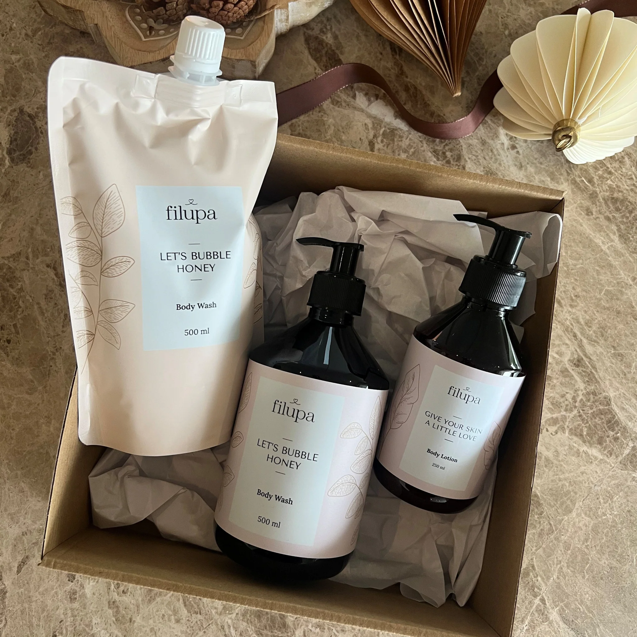 Filupa_julegaveaeske_2025_-_Body_1024x1024@2x-600x600 Filupa Gift Box Body